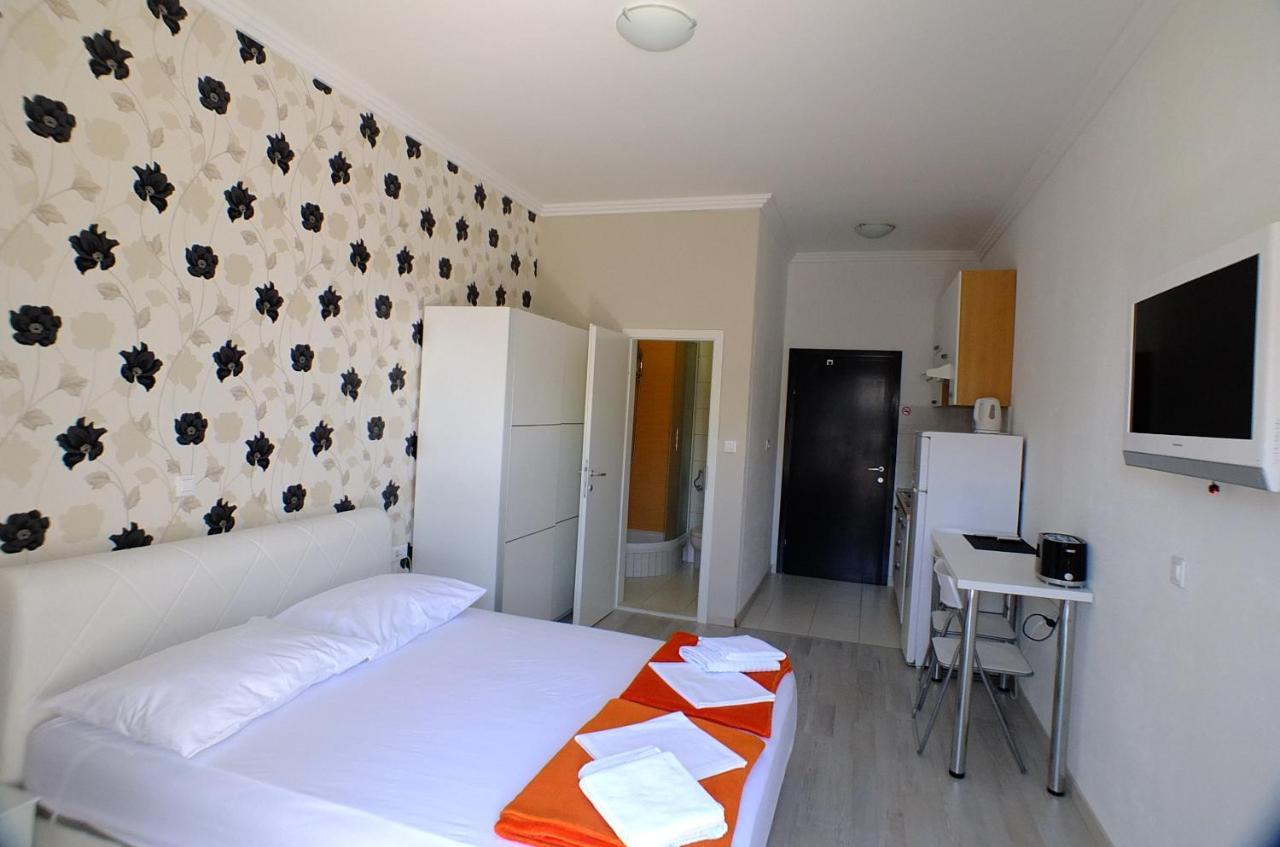 Grey House Apartman Makarska Kültér fotó