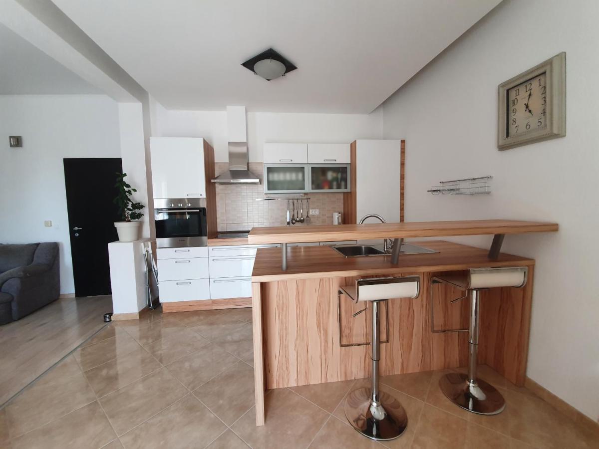 Grey House Apartman Makarska Kültér fotó